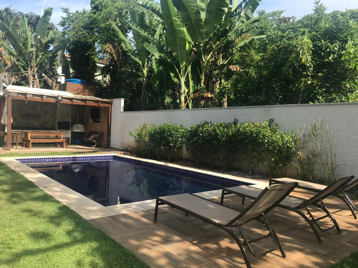 Casa de Condomínio em Maresias 100m da praia Exterior foto
